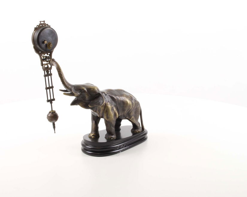 Ceas de masa elefant
