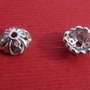 Capac cu zirconii din argint .925 rodiat aprox 8x8x3 mm