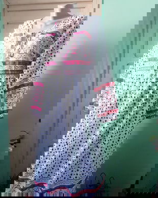 Rochie boho style , cu ciucuri la decolteu