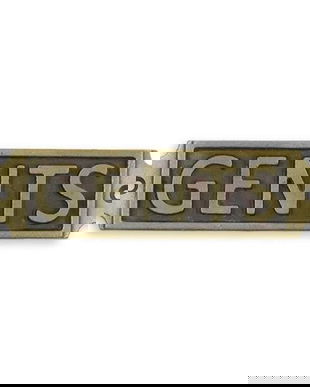 Placheta dreptunghiulara aurie pentru baie