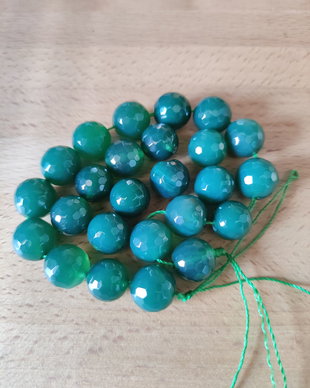 Agate fațetate verde închis - 12mm