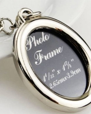 Breloc metalic personalizat - oval
