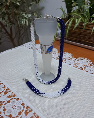 Set navy blue