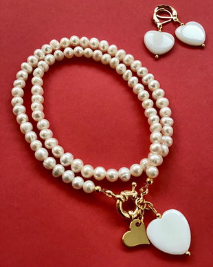 Set perle de cultura albe & inimi sidef alb