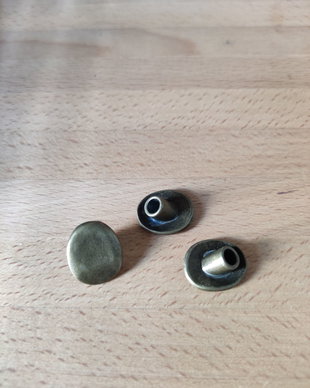 Capăt șnur bronz - 12x9x8mm