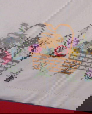 Napron cu iepurasi Paste