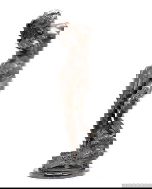 Eva-statueta din bronz cu un soclu din marmura