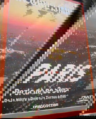 DVD Paris,perla de pe Sena