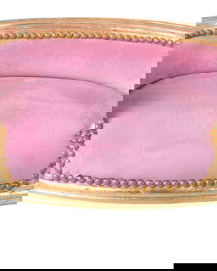 Canapea pentru caine din lemn auriu cu tapiterie roz