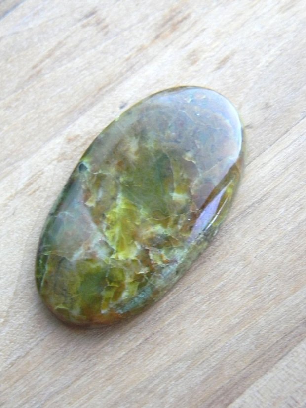 Caboson opal verde (F26)