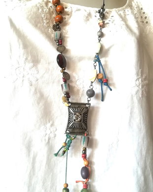 colier boho lung