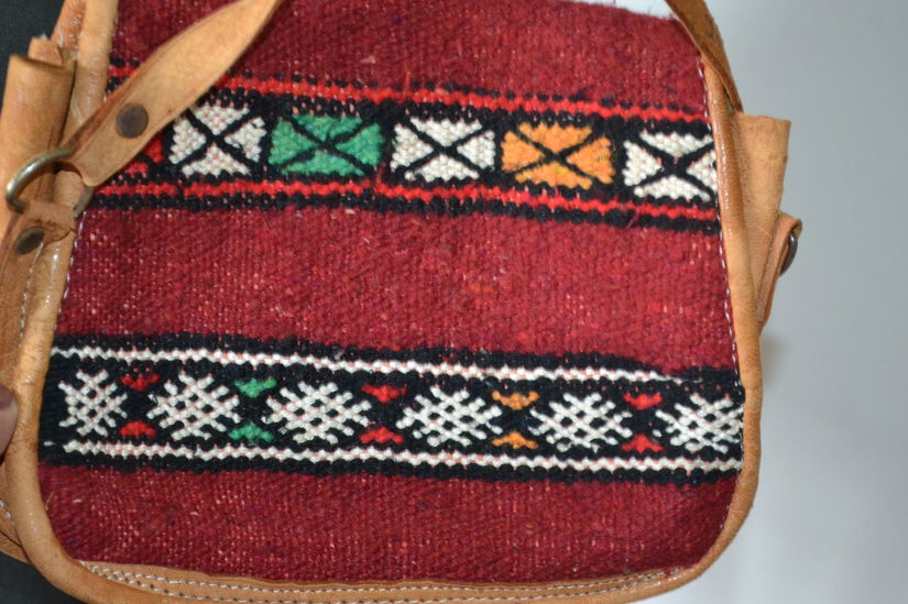 Geanta tolba model kilim