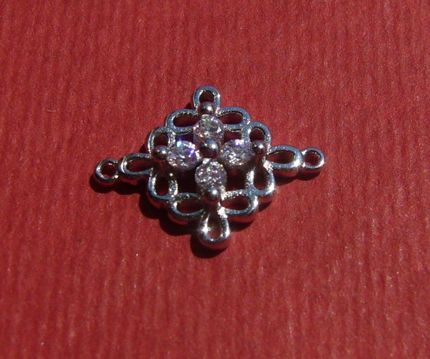 Link cu zirconii din argint .925 rodiat aprox 12x15 mm (cu anourile)