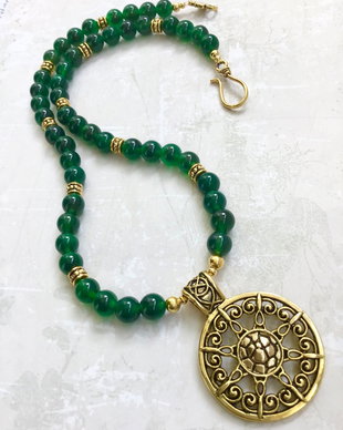 Colier Jad verde & pandantiv Boho auriu