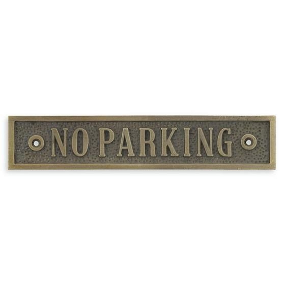 Placheta din fonta parcarea interzisa