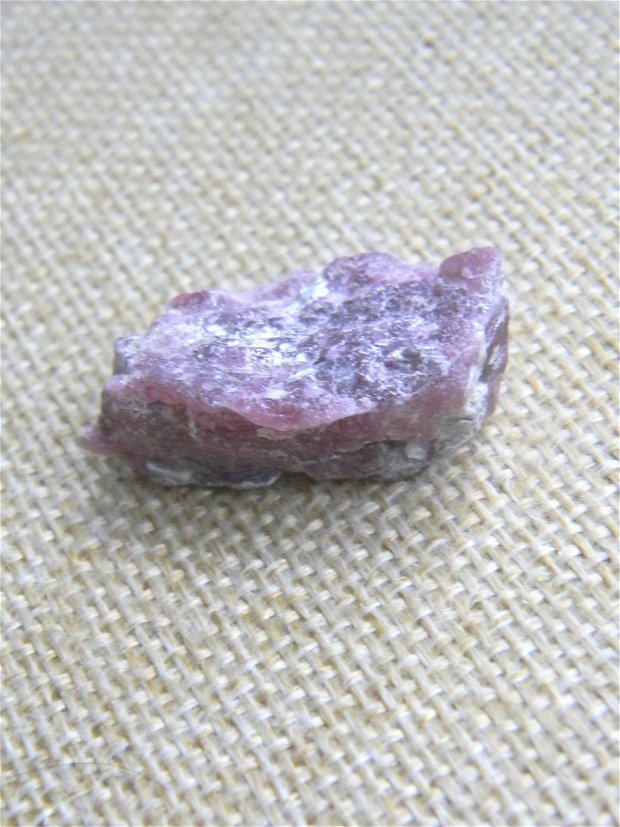 Specimen - turmalina roz (rubelit) - (F23)