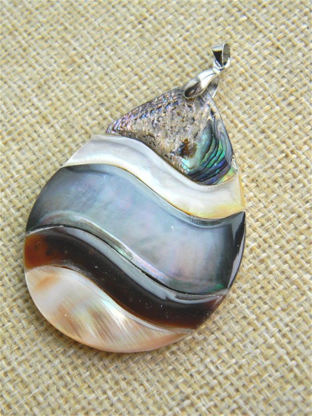 Pandantiv paua shell (F30)
