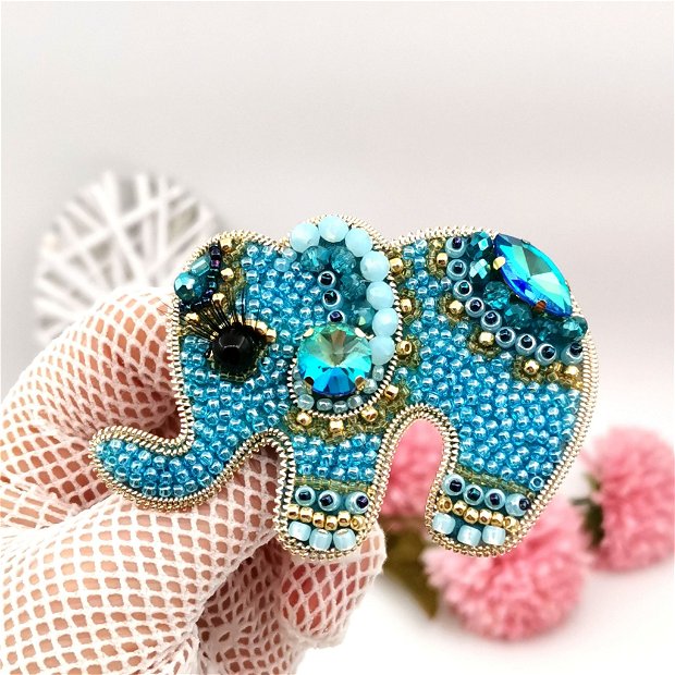 Broșa elefant - Lovely turquoise looks