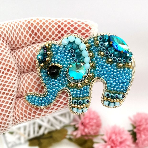 Broșa elefant - Lovely turquoise looks
