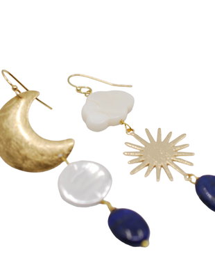 Cercei asimetrici din alama si perle, cercei lungi, cercei statement, cercei handmade