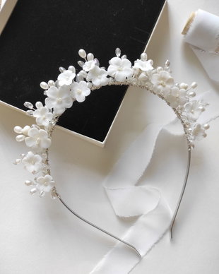 Tiara "Apple Blossom" - Diadema mireasa | Coronita cu flori pentru nunta, botez, cununie