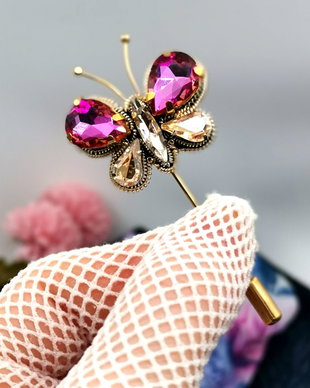 Rezervat Broșa fluture ac - Moonlight Butterfly