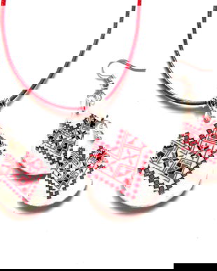 set bijuterii lemn cu motiv traditional 43249