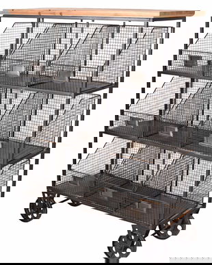 Comoda din metal negru cu lemn masiv maro