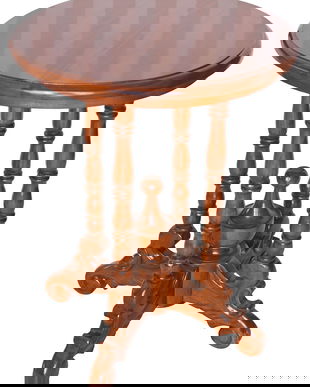 Masa din lemn mahon cu decoratiuni deosebite