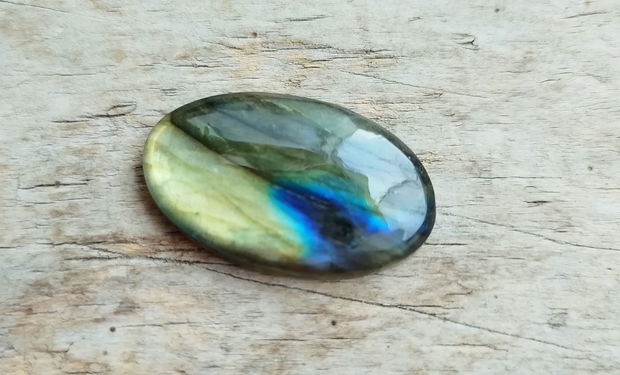 Cabochon labradorit, 34x20x5 mm