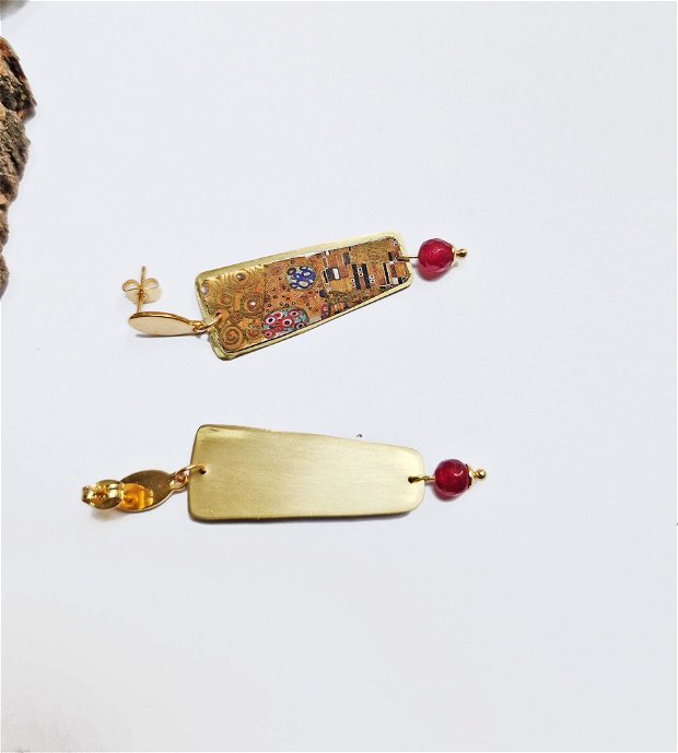 Cercei "Klimt Swirls" facuti manual din cutii metalice reciclate, jad, inox si alama
