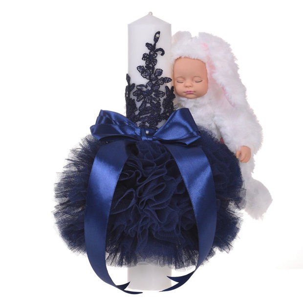 Lumanare botez cu iepuras pufos si trusou botez in landou, decor dantela Bleumarine