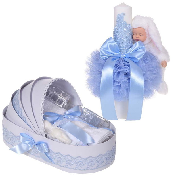 Lumanare botez cu iepuras pufos si trusou botez in landou, decor dantela Bleu