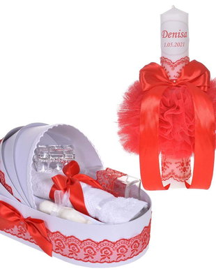 Lumanare botez personalizata si trusou botez in landou, decor dantela Rosie