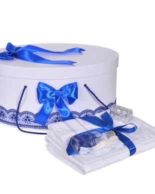 Set trusou botez si cutie trusou, dantela si fundite, decor Albastru