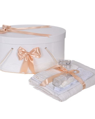 Set trusou botez si cutie trusou, dantela si fundite, decor Ivoire - Auriu