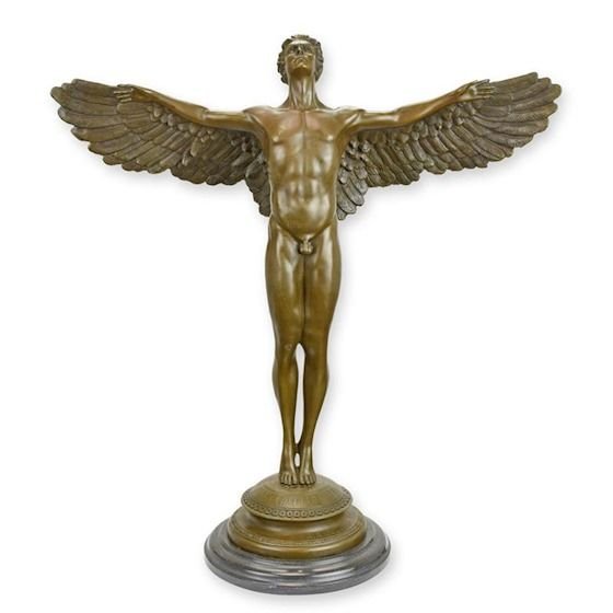 Rasaritul zilei-statueta din bronz pe un soclu din marmura