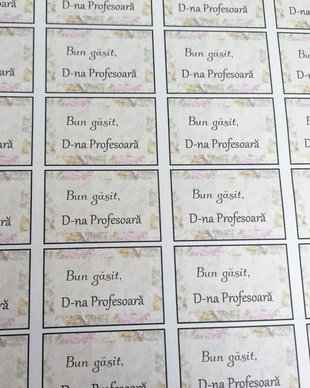 Etichete personalizate la cerere