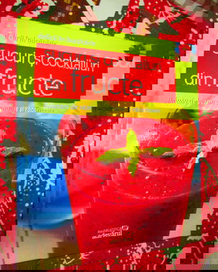 carte noua  Sucuri din fructe