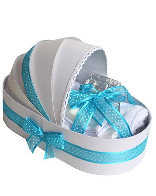 Trusou botez complet landou, trusou botez elegant decorat cu dantela si fundite, decor Turcoaz cu buline