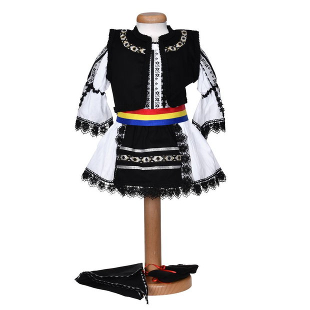 Set hainute botez traditional fetita, trusou si lumanare, decor traditional popular, set botez cu motive nationale, set botez national
