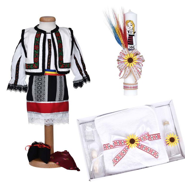 Set hainute botez traditional fetita, trusou si lumanare, decor traditional popular, set botez cu motive nationale, set botez national