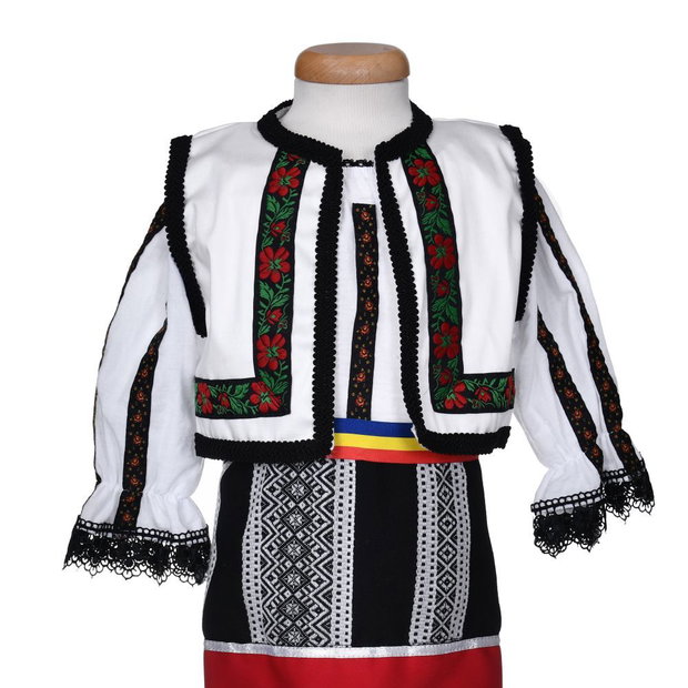 Set hainute botez traditional fetita, trusou si lumanare, decor traditional popular, set botez cu motive nationale, set botez national