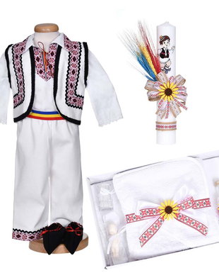Set hainute botez traditional baiat, trusou si lumanare, decor traditional popular, set botez cu motive nationale, set botez national