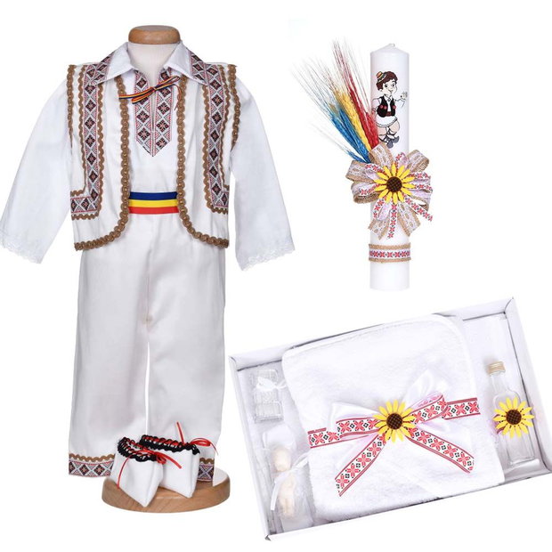Set hainute botez traditional baiat, trusou si lumanare, decor traditional popular, set botez cu motive nationale, set botez national