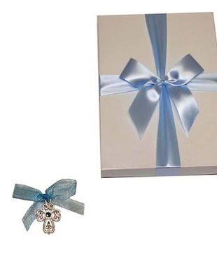 Cruciulite botez dantelate bleu si cutie cadou, set 50 cruciulite decorate