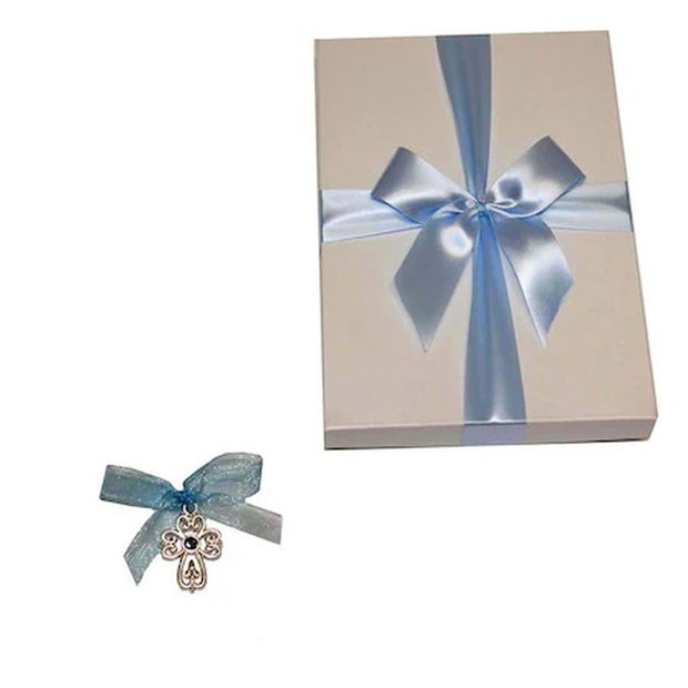 Cruciulite botez dantelate bleu si cutie cadou, set 50 cruciulite decorate
