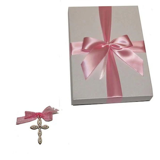 Cruciulite botez fetita dantelate roz si cutie cadou, set 50 cruciulite decorate funda roz