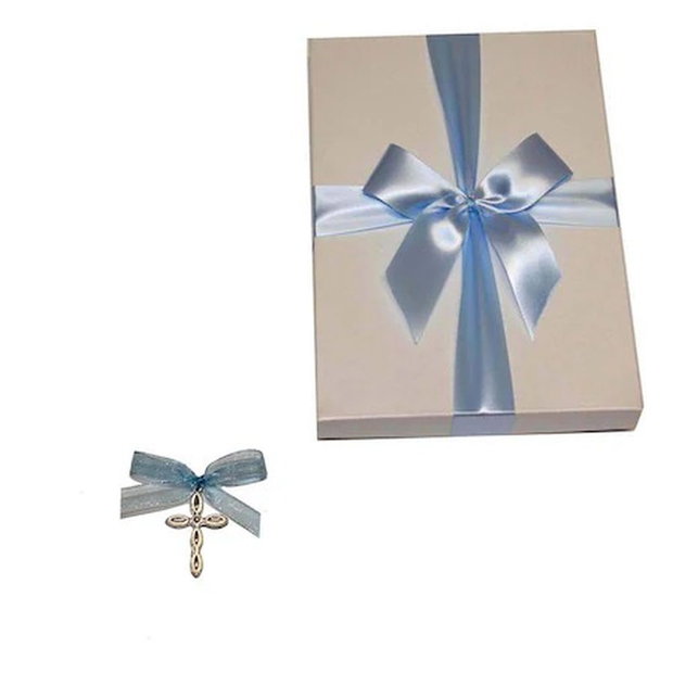 Cruciulite botez bleu pentru baiat si cutie cadou, set 50 cruciulite botez decorate