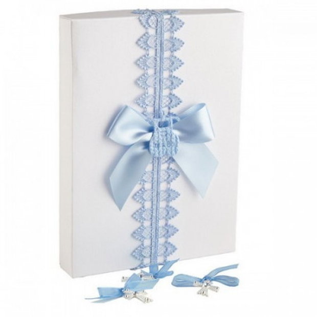Cruciulite botez bleu pentru baiat si cutie cadou, set 50 cruciulite botez decorate fundite bleu
